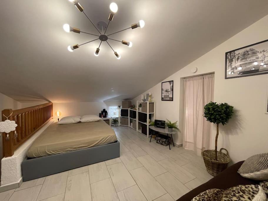 Appartement Vintage 90 M2 Duplex Classe Fréjus Esterno foto